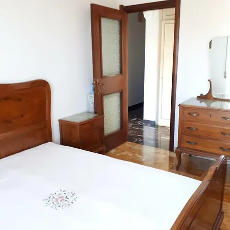 V.fieschi Appartement Lavagna